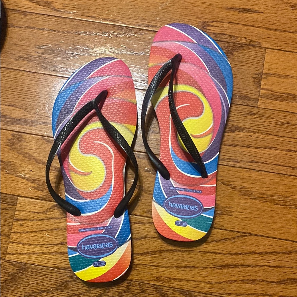 Havaianas Swirl Design Flip Flops